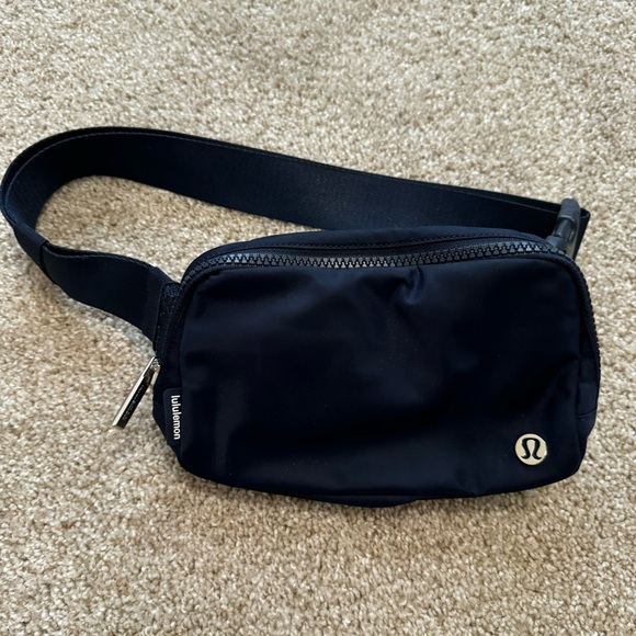 lululemon athletica Handbags - lululemon belt bag
